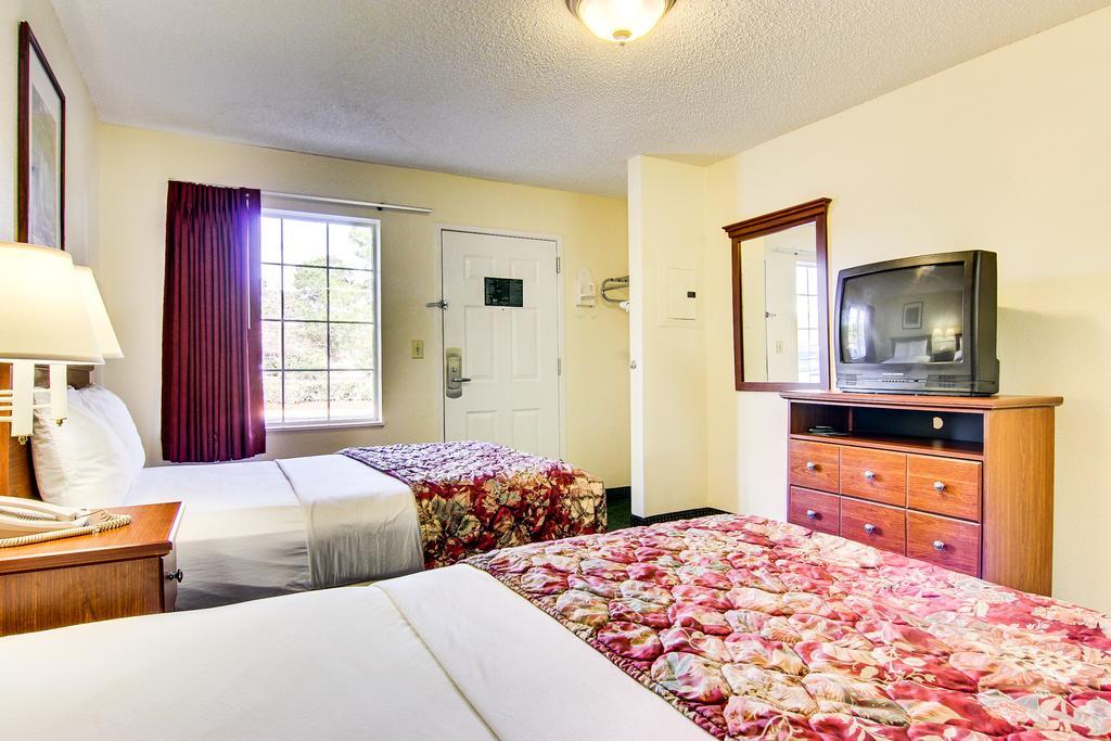 Sun Suites Of جاكسونفيل الغرفة الصورة